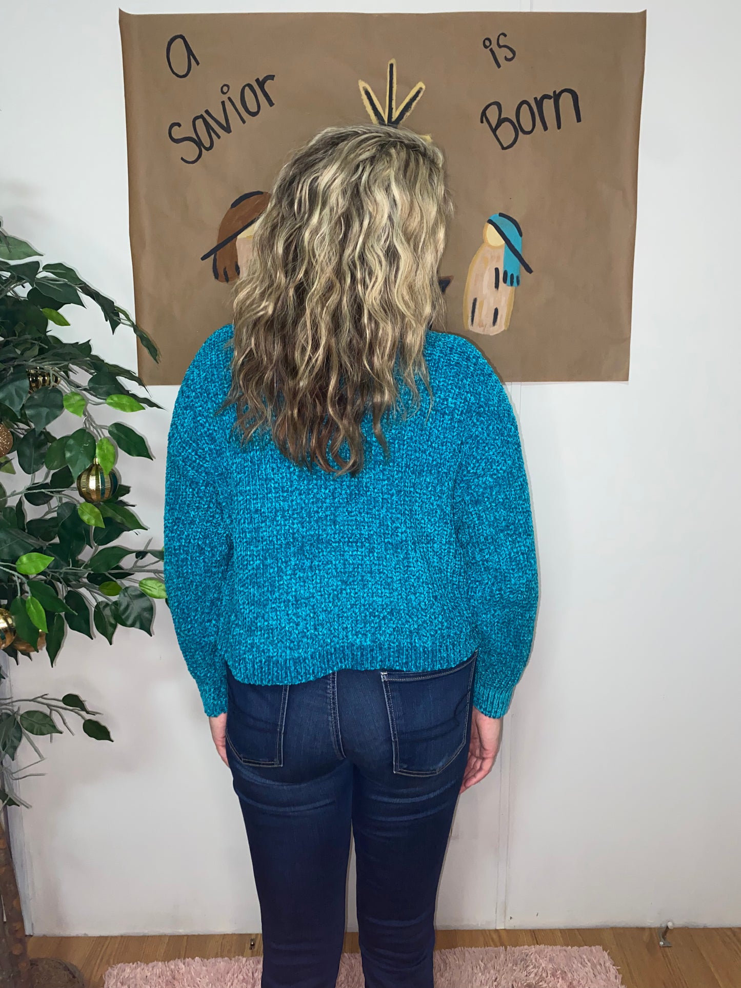 Light Teal Chenille Round Neck Cropped Sweater